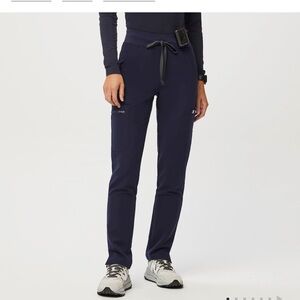 Figs Yola with yoga waistband tall skinny scrub pants navy medium